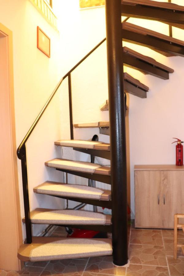 Holiday home Geli *